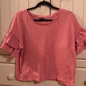 EXPESS RUFFLE TOP